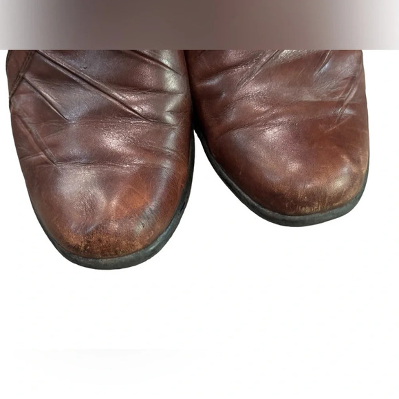 GUC Clarks Women’s Partridge Slip on brown leather shoes size 9 - Picture 5 of 5